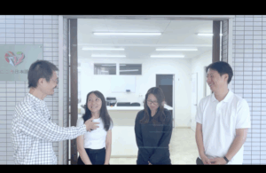 東京こころ日本語学校玄関