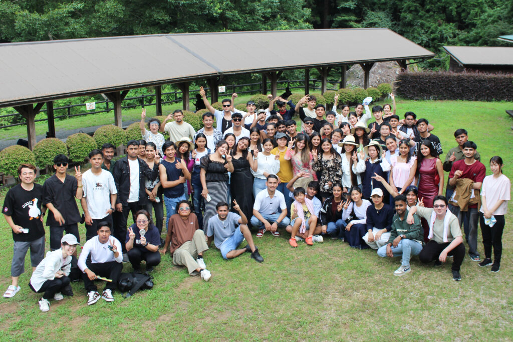 東京グローブ言語学院_集合写真