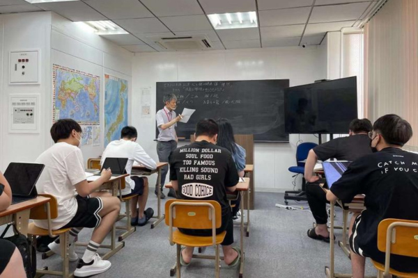 東京学士学院-授業