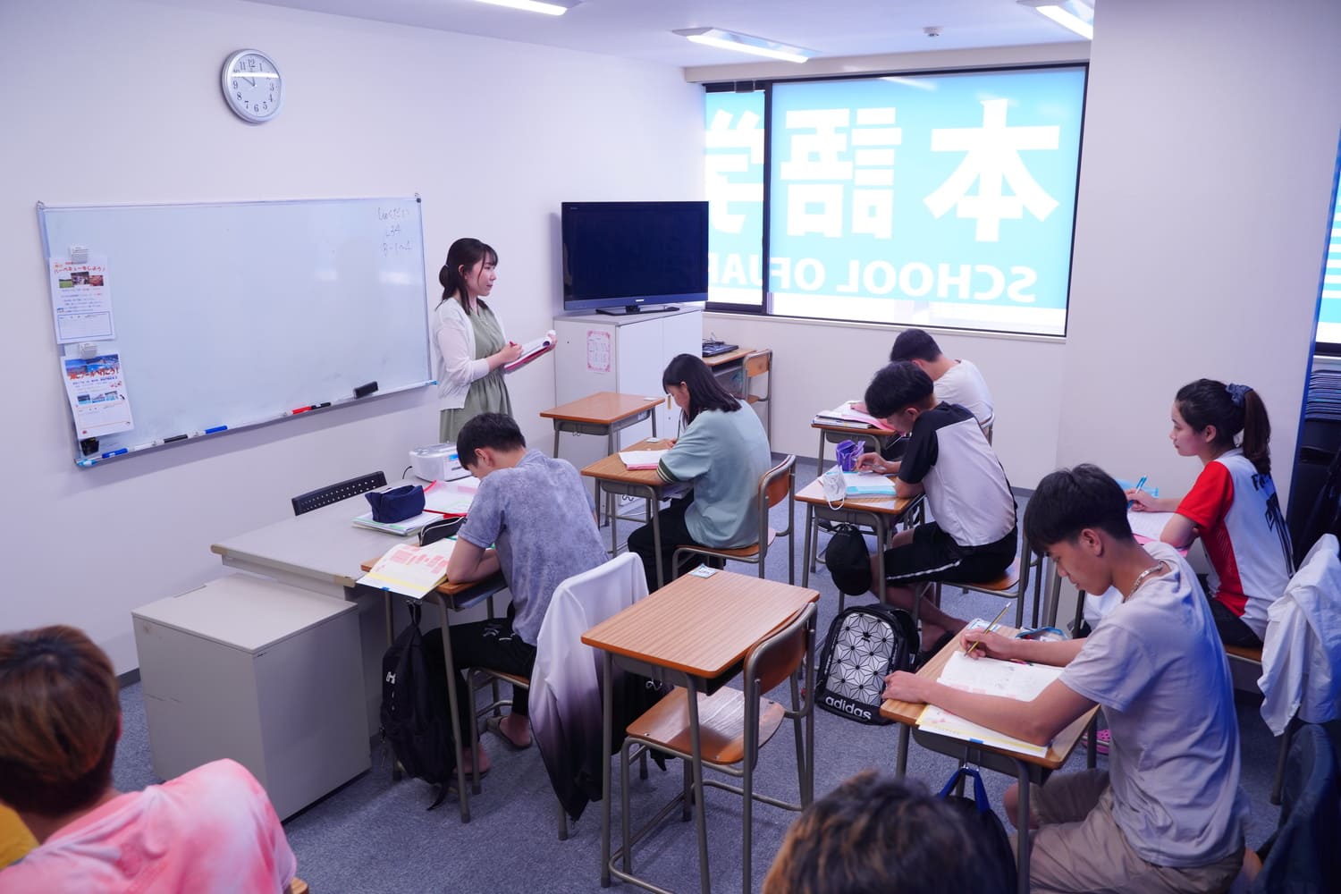 KEN日本語学院 授業風景