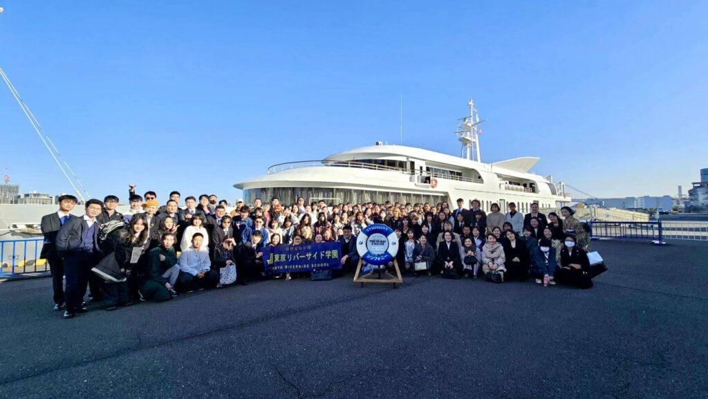 東京リバーサイド学園　卒業パーティー