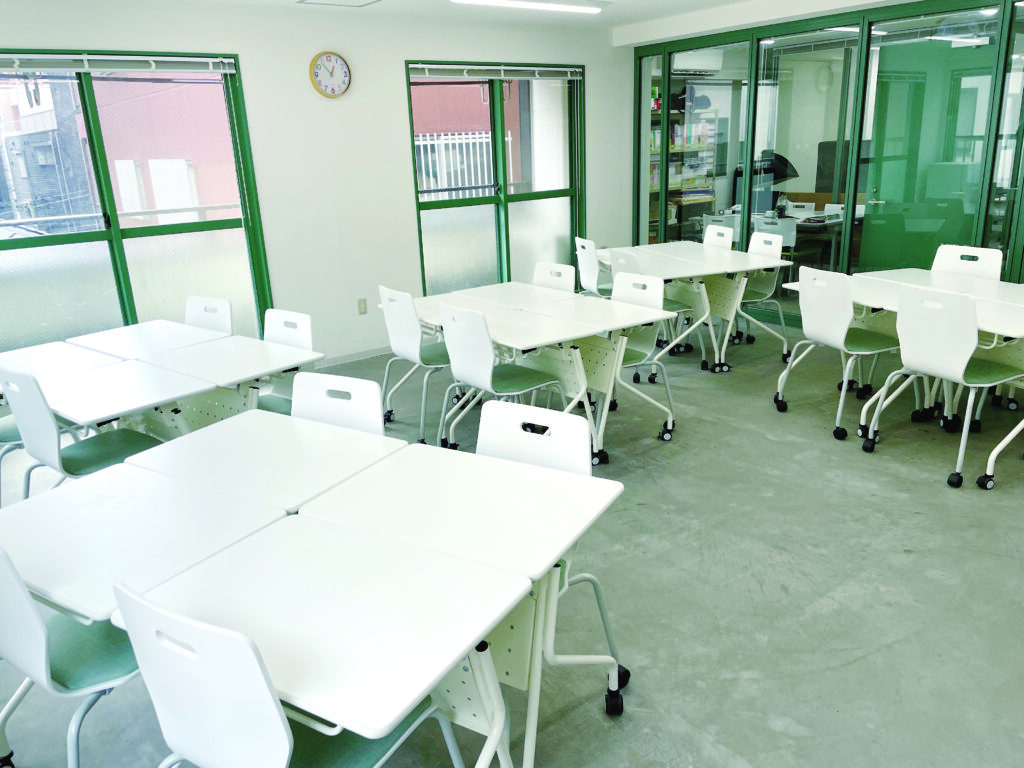 尚藝舎言語学院　教室