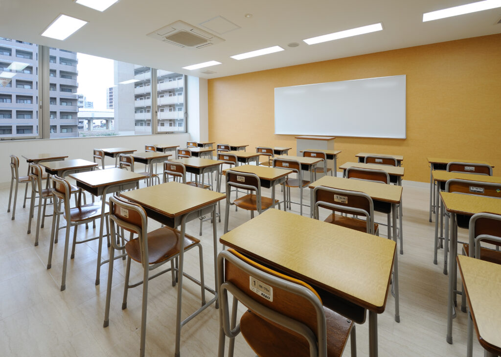 FLA学院　教室4
