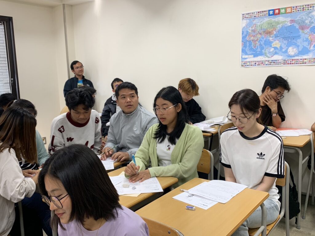 専門学校岡山ビジネスカレッジ日本語学科　授業の様子