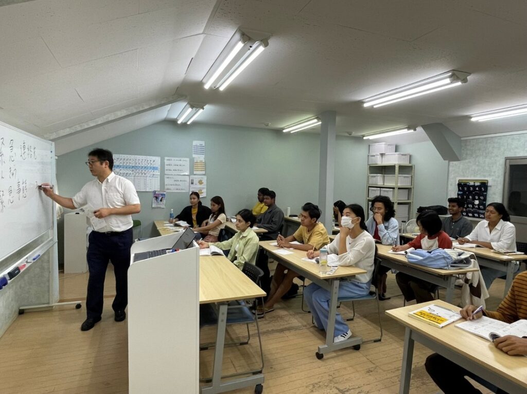 BASIC日本語学院 授業風景2