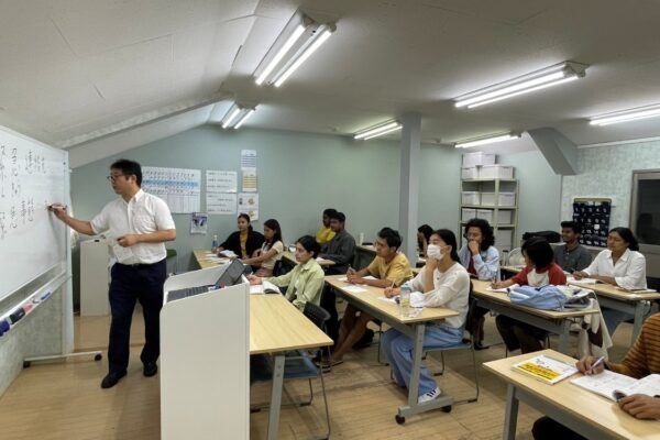 BASIC日本語学院｜大阪府｜日本語教師求人