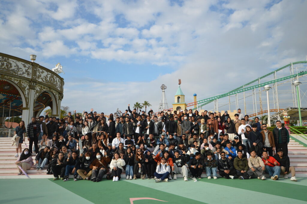 グローバルクリエイター専門学校＿集合写真