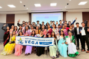 VEGA日本語学校_学生集合写真