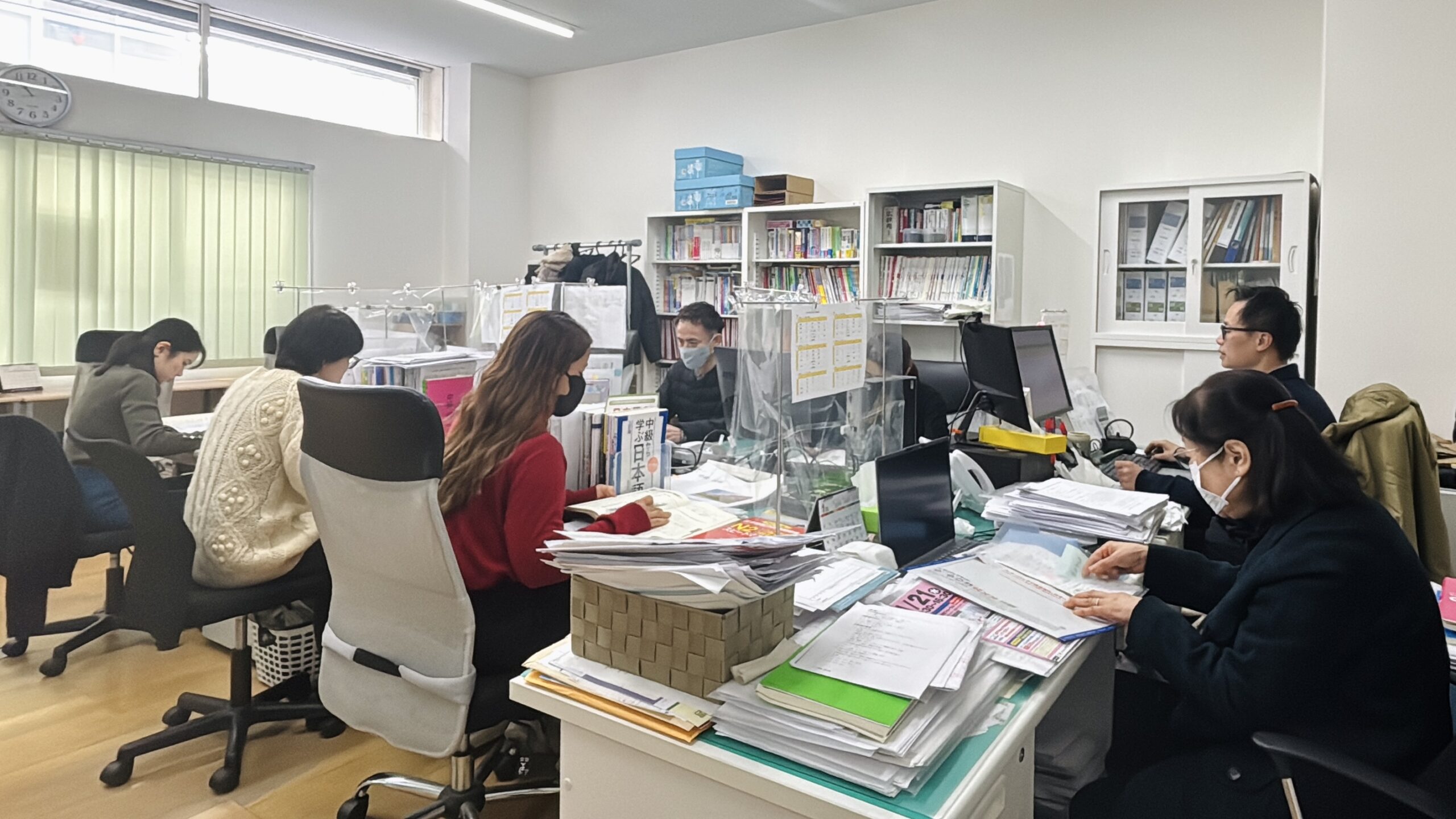 BJL国際日本語学校 職員室