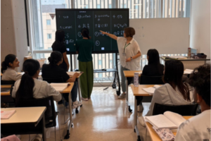国際トラベル・ホテル・ブライダル専門学校授業